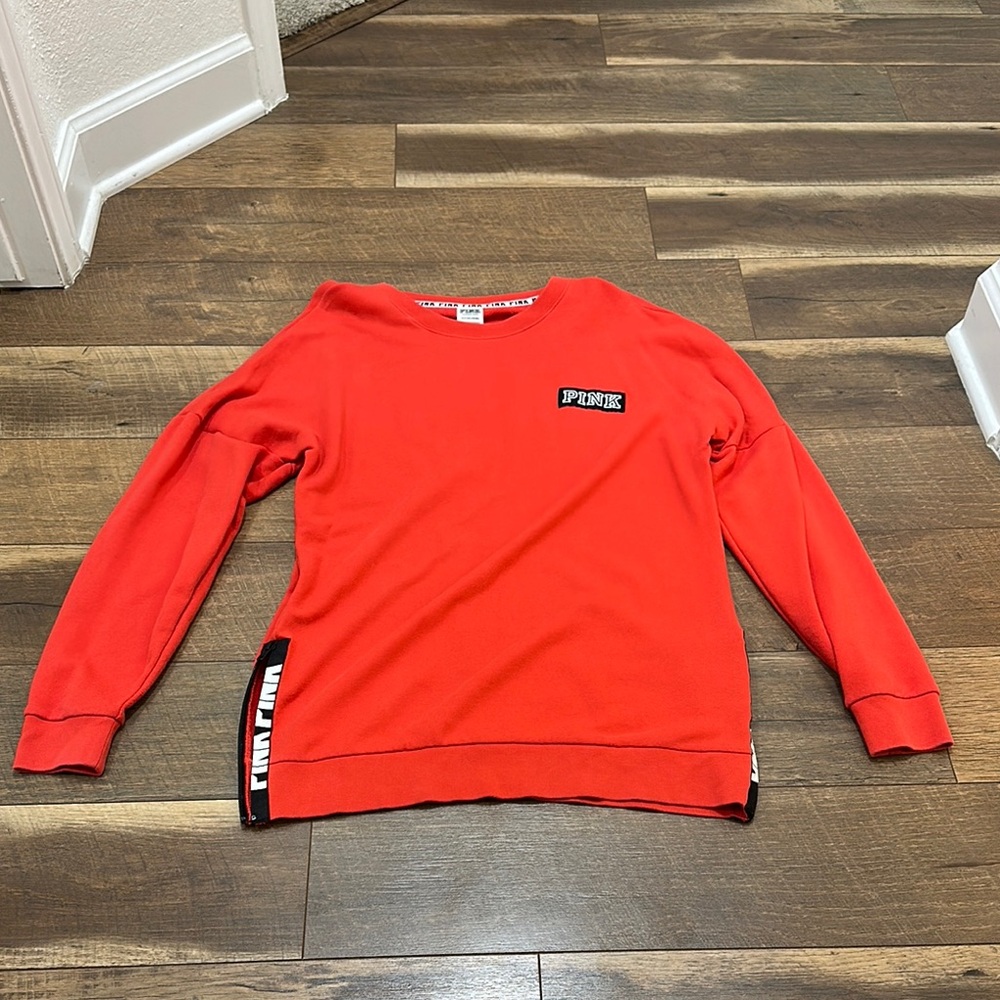 PINK Victoria's Secret Oversized Sweater Size Small - Picture 1 of 11
